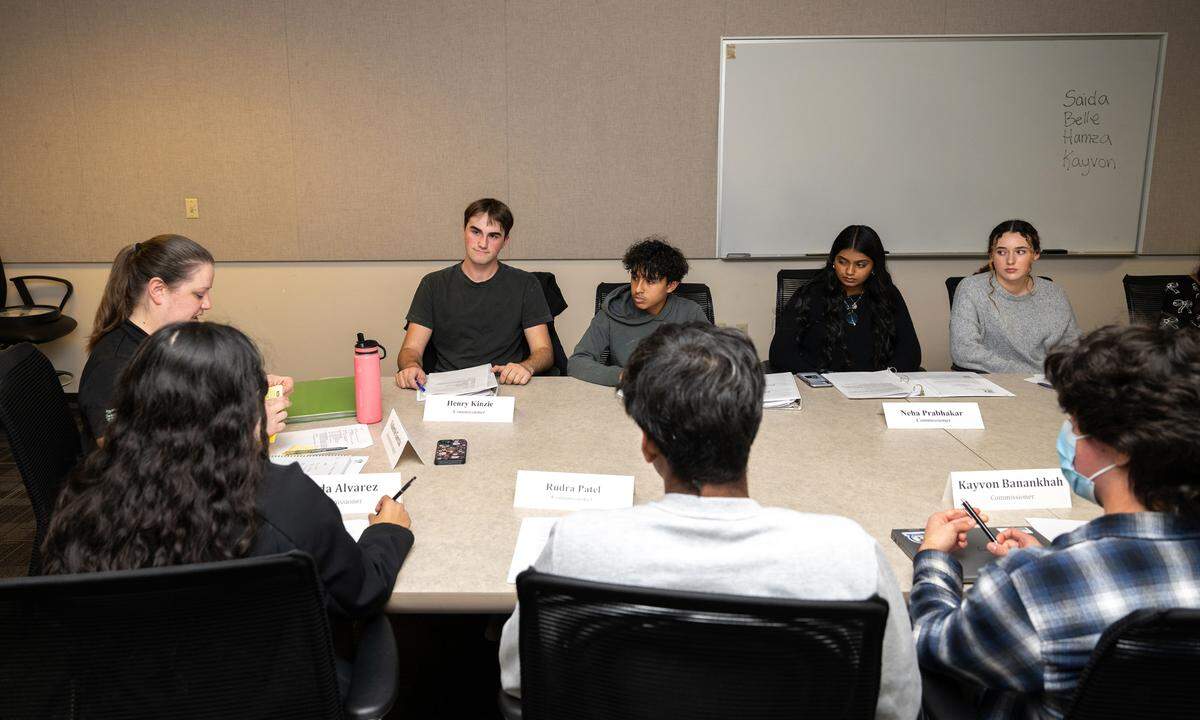 The Youth Commission during a meeting in Modesto, Wednesday, Nov. 13, 2024. The youth commission advises the City Council, and other city commissions, boards and committees, on youth issues and interests within the city. All members come from Modesto high schools.