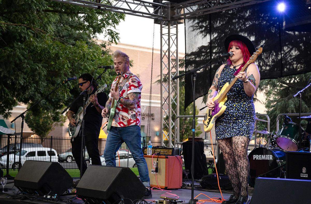 Horizon Point performs during Edible Extravaganza fundraising event for the Center for Human Services in Modesto, Calif., Thursday, Oct. 5, 2023.