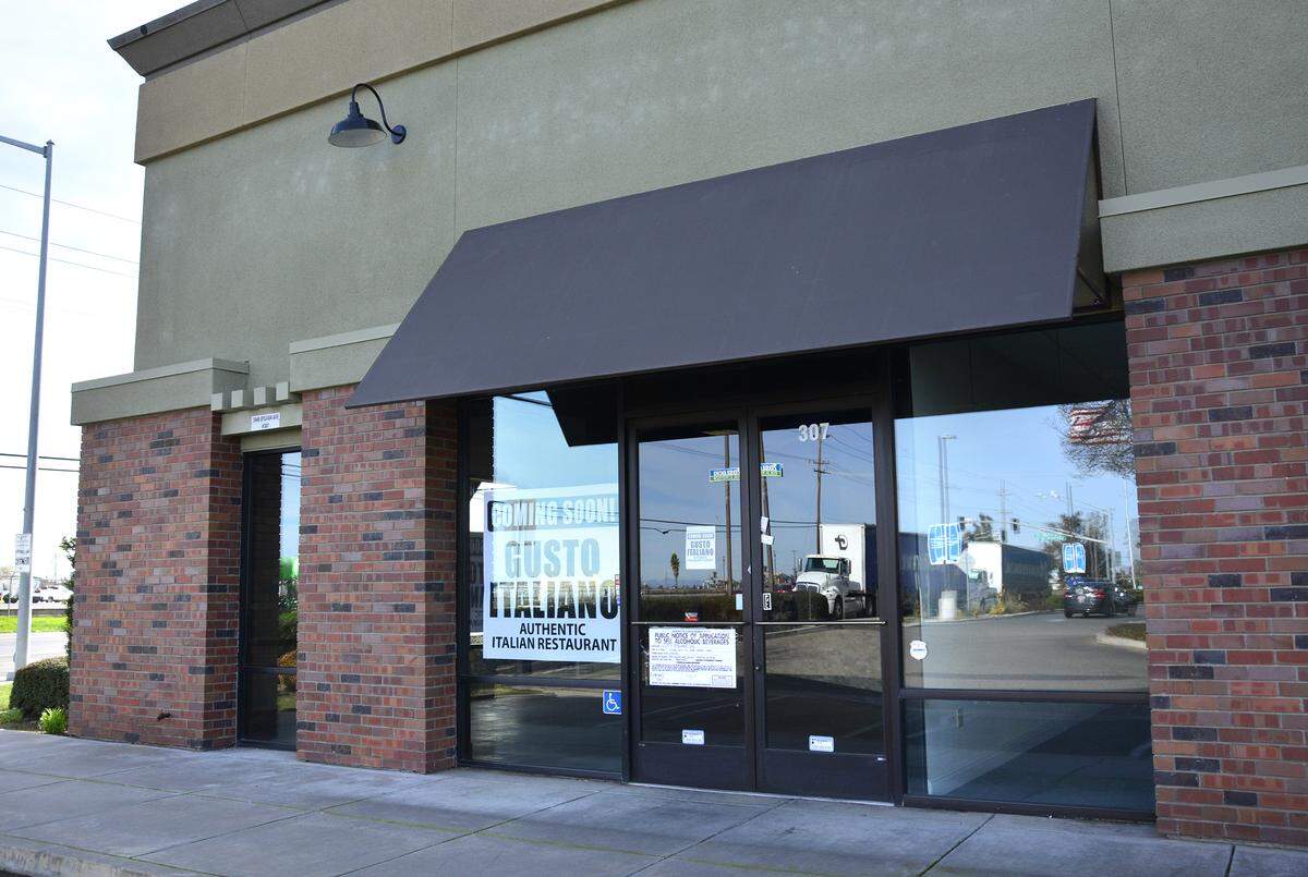 Gusto Italiano, a new Italian restaurant, will open in Village One at the corner of Sylvan Avenue and Claus Road.
