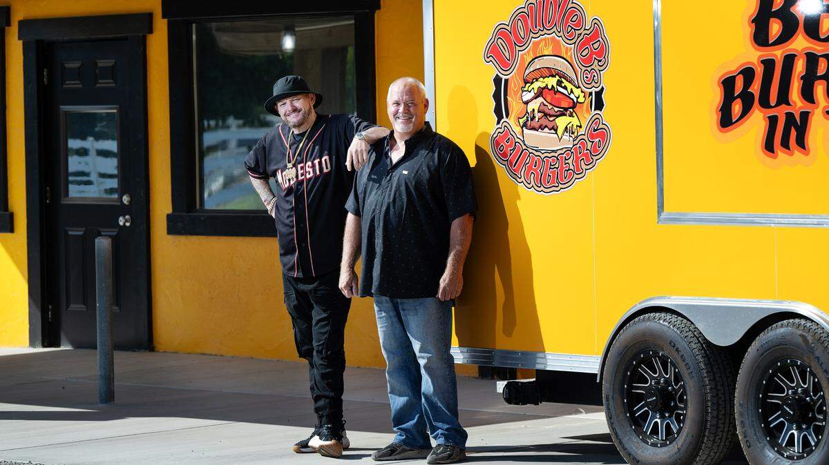 Brothers Brandon Benefield, left, and Brian Bettencourt, right, will soon open Double B’s Burgers restaurant on Beckwith Road where Magnolia Southern Kitchen recently closed. They will also open Double B’s Burgers food trailer, in Paradise Plaza in downtown Modesto.