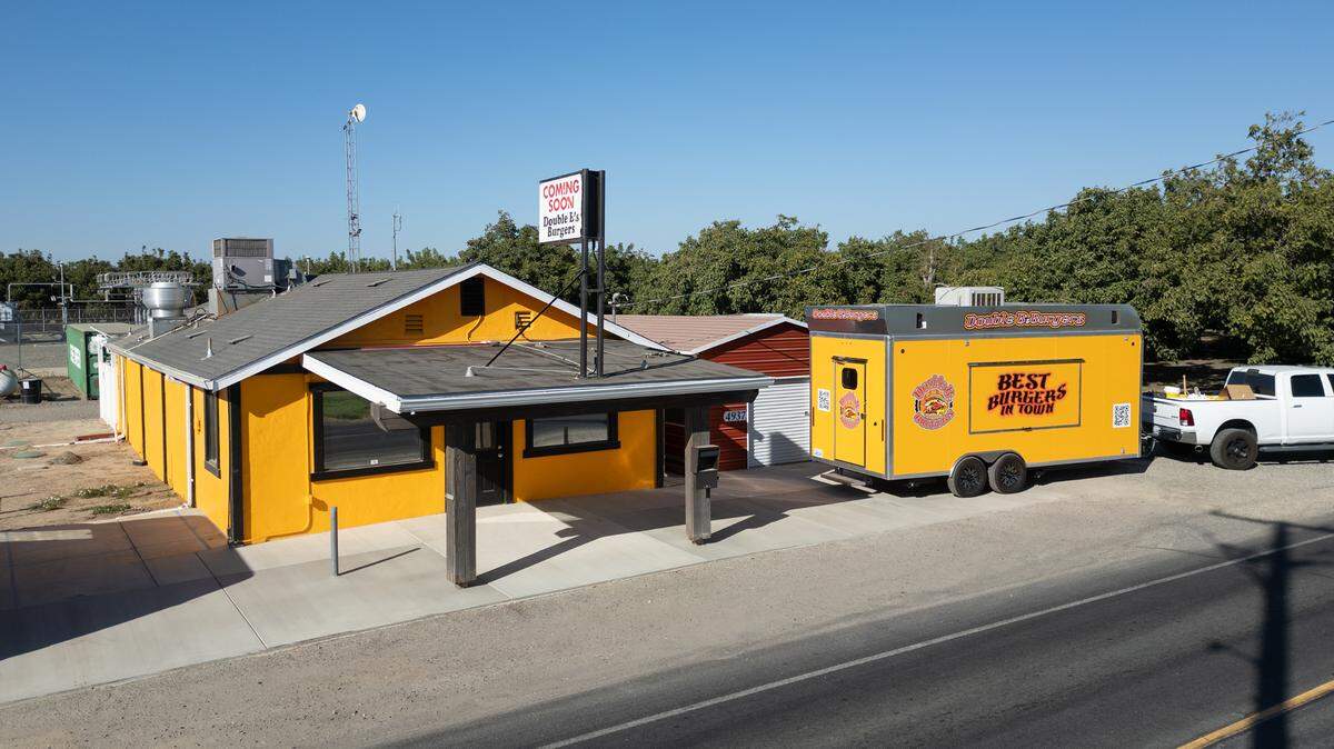 Double B’s Burgers restaurant on Beckwith Road along with its food trailer, which has parked at Modesto Grub Hubs.