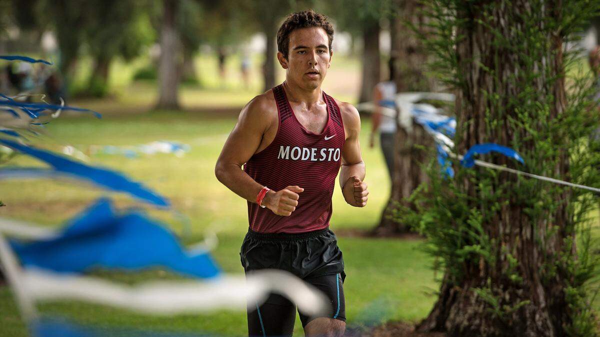 Modesto’s Fernando Alan Guerrero takes a large lead during the CCAL meet at Donnely Park in Turlock, Calif., on Wednesday, Oct. 3, 2018. Guerrero is headed to the CIF State meet this coming weekend in Clovis, Calif.