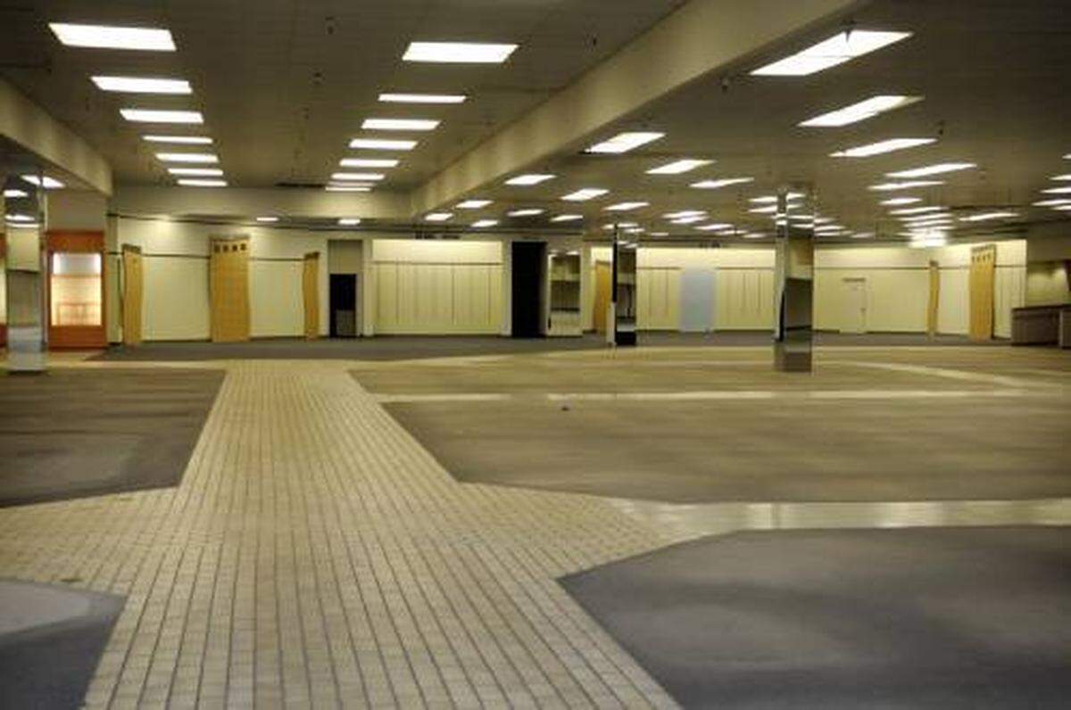 BA Century Center 11