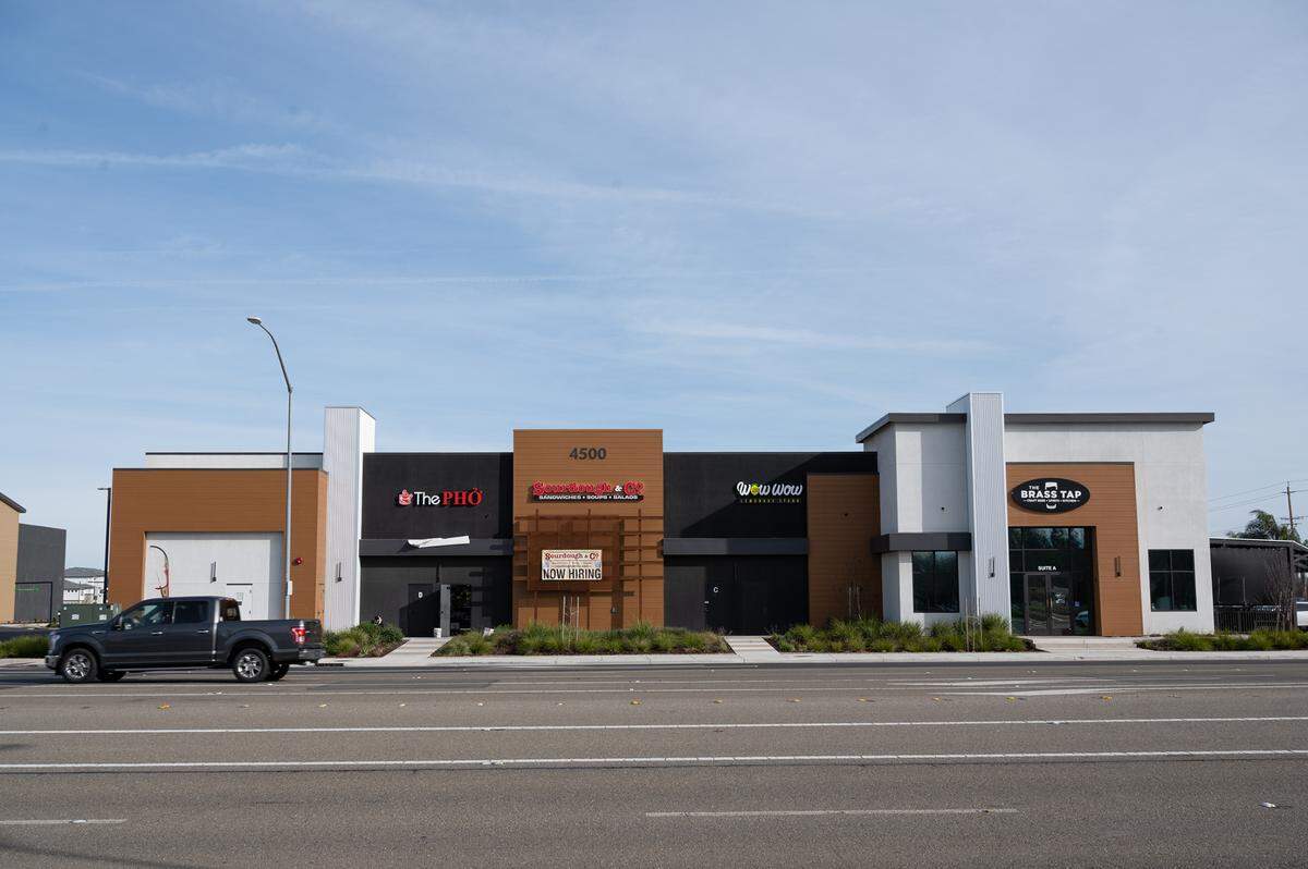 The Pho restaurant and Sourdough & Co. on Dale Road in Modesto, Calif., Thursday, Jan. 12, 2023.