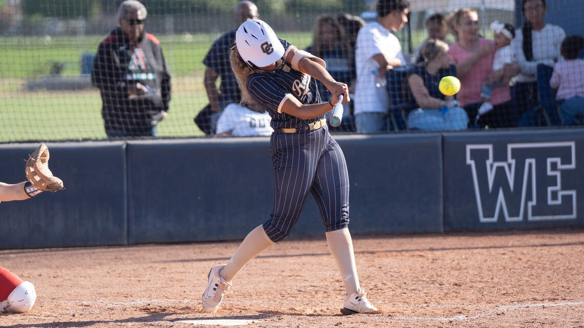 Raiders rally with 13 runs in 2 innings to beat Oakdale, advance to section final
