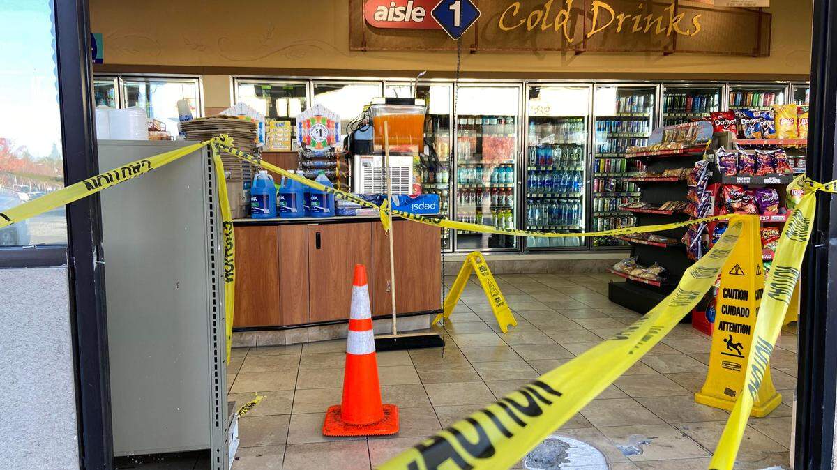 Two people broke the window and stole an ATM on Nov. 27, 2021, out of the Aisle 1 gas station convenience store on Floyd Avenue in Modesto, California.