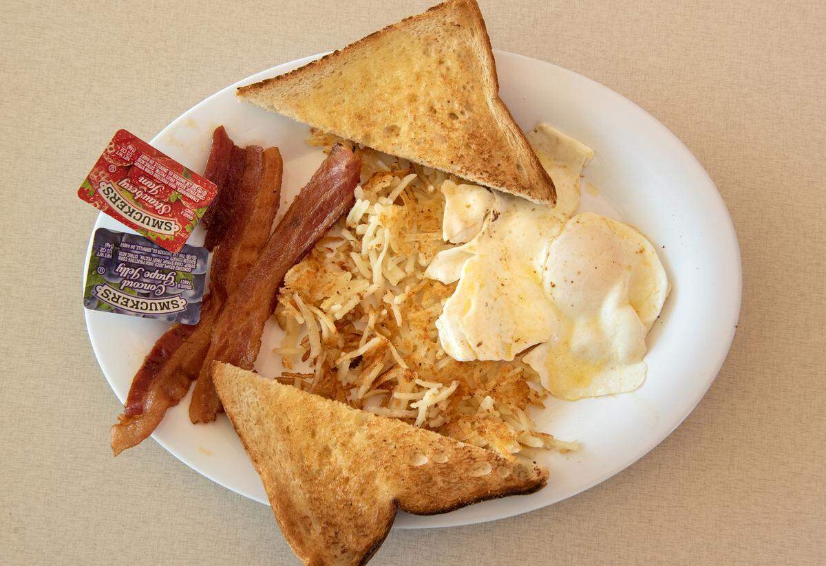 Breakfast meal at Nation’s Giant Hamburgers on McHenry Avenue in Modesto, Calif., Wednesday, Nov.16, 2022.