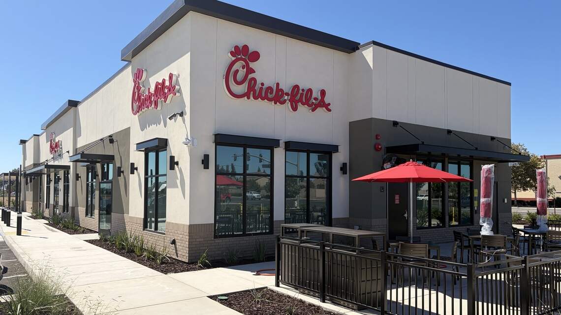 Chick-fil-A in Turlock sets grand opening date. Prepare for the ‘moove-in party’