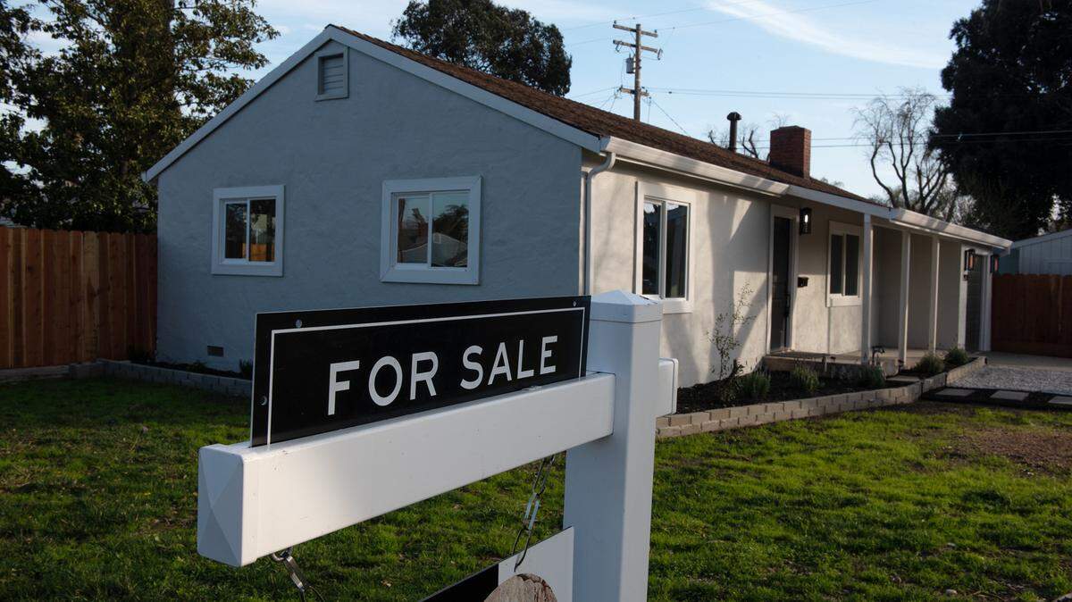 Home for sale on Potter Avenue in Modesto, Calif., Friday, Jan. 27, 2023.