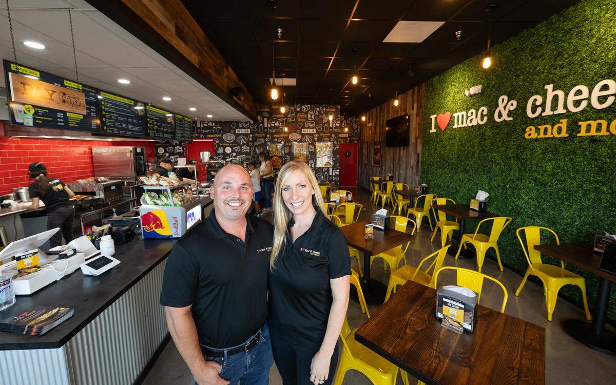 Owners Ben and Tracy Bazar at their new I Heart Mac & Cheese franchise in Turlock, Calif., Thursday, August 24, 2023.