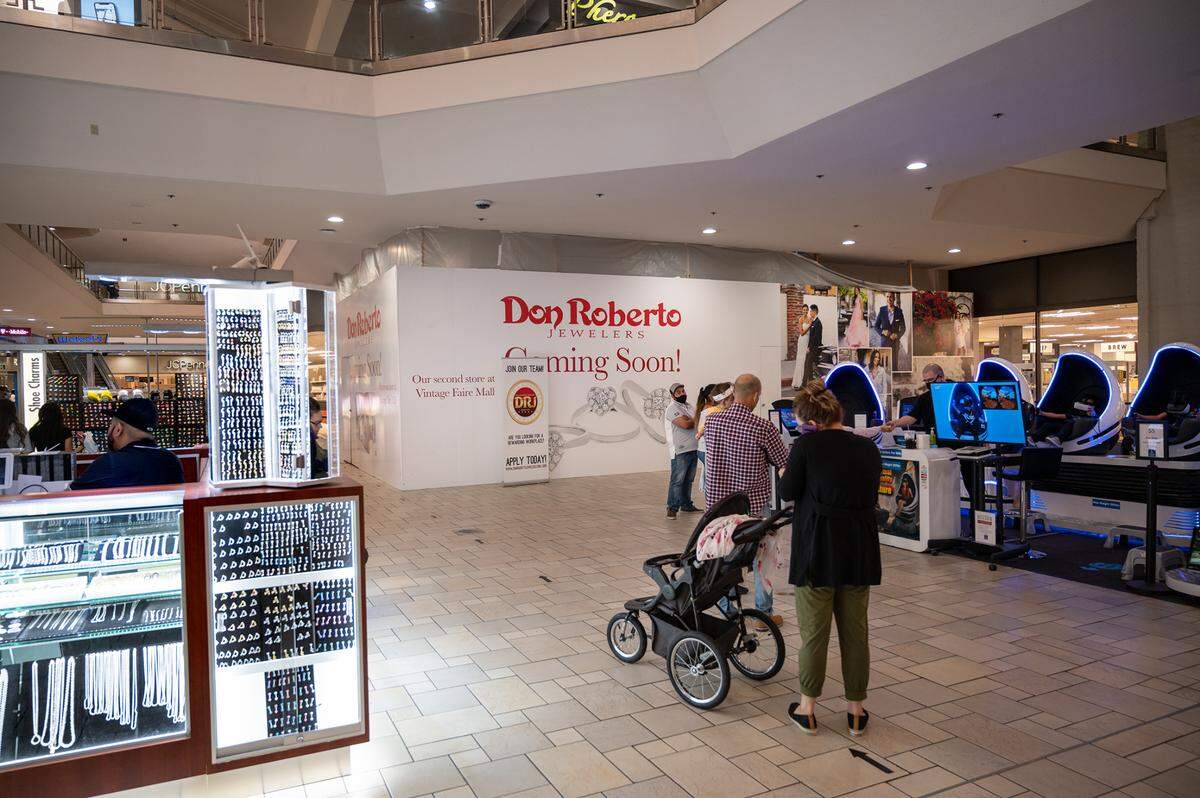Future Don Roberto jewelry store at Vintage Faire Mall in Modesto, Calif., on Thursday, Oct. 7, 2021.