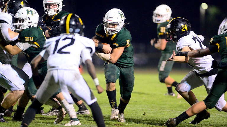 Gallery: Hilmar advances to D-V section semifinal