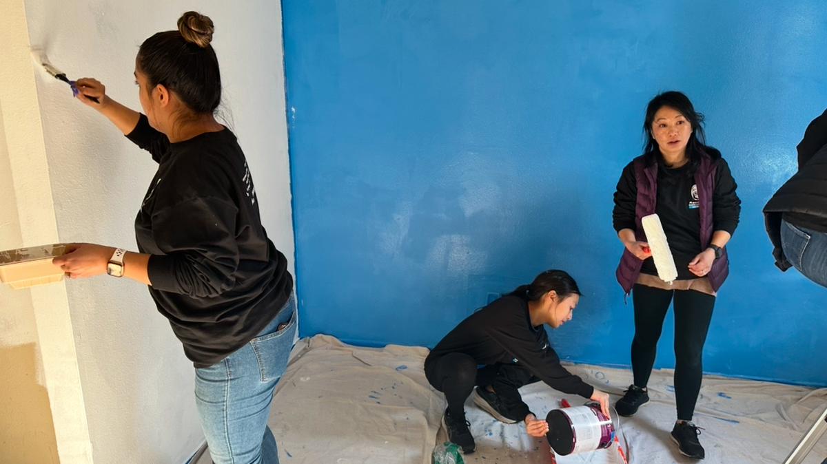 Volunteers from the Modesto Police Department and Kaiser Permanente team up to renovate six children’s bedrooms for the Healthy Room Project for Martin Luther King Jr. Day on Monday, Jan. 20. Over 80 volunteers assisted throughout Modesto, Manteca and Ceres.