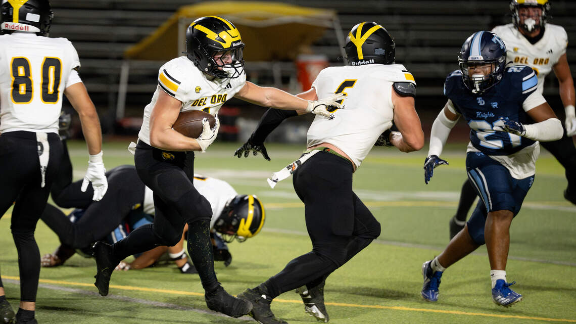 Del Oro dominates Downey in season opener behind QB’s four touchdowns