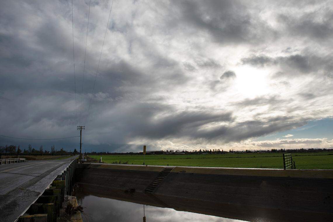 The sun began to appear before 3pm, seen here from Wellsford Road in Modesto, Calif., on Monday, Dec. 27, 2021.