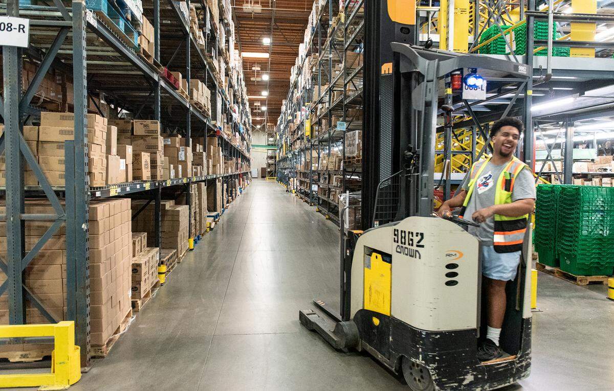 MTC Distributing in Modesto, Calif., Tuesday, Oct. 25, 2022.
