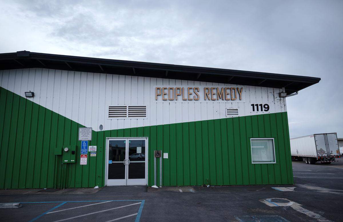 The People’s Remedy dispensary on Lone Palm Avenue in Modesto has closed. Photographed Tuesday, Nov. 19, 2024.