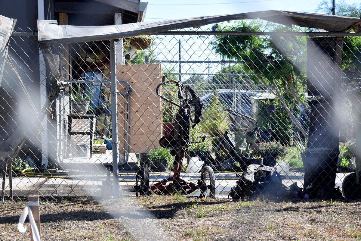 A residential fire on Leon Avenue in west Modesto early Sunday, March 22,. killed a young girl, and the family says her mother and sister are not expected to survive. The fire’s cause is under investigation.