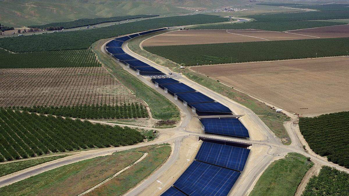 An artist rendering shows how solar panels might be placed atop the California Aqueduct in western Stanislaus County.