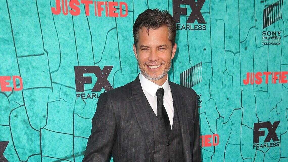 Modesto’s Olyphant shocks 3 fellow actors with revelation on their popular podcast