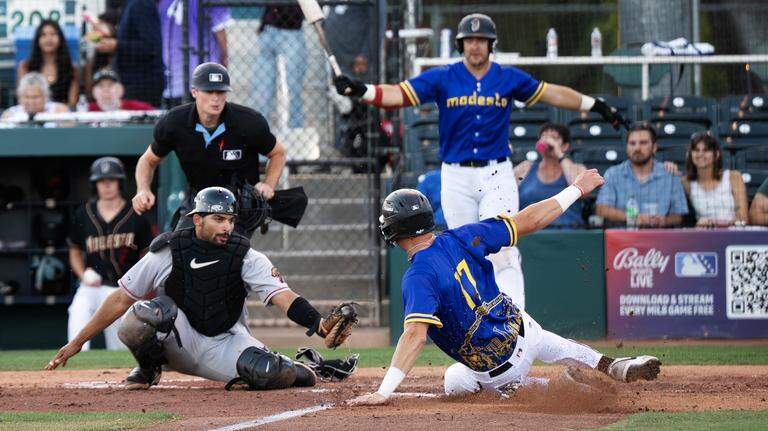 Gallery: Modesto Nuts and Fresno Grizzlies at John Thurman