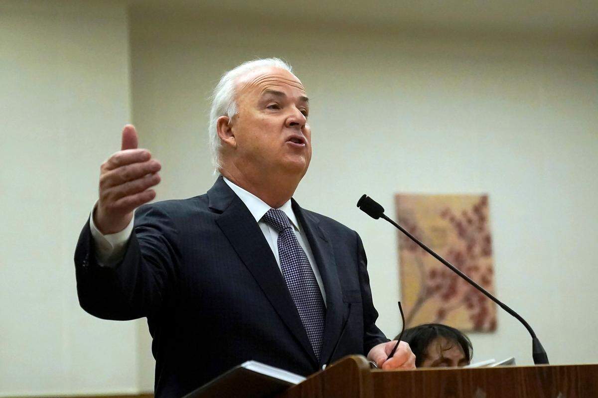 Attorney Pat Harris, representing Scott Peterson, speaks during a hearing at the San Mateo County Superior Court in Redwood City, Calif., Friday, Feb. 25, 2022. (AP Photo/Jeff Chiu, Pool)