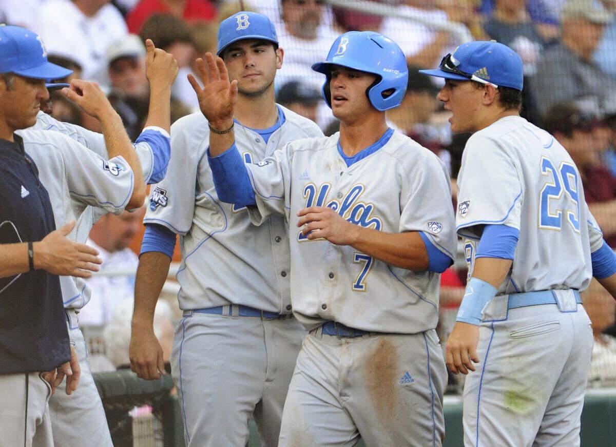 CWS Finals Baseball