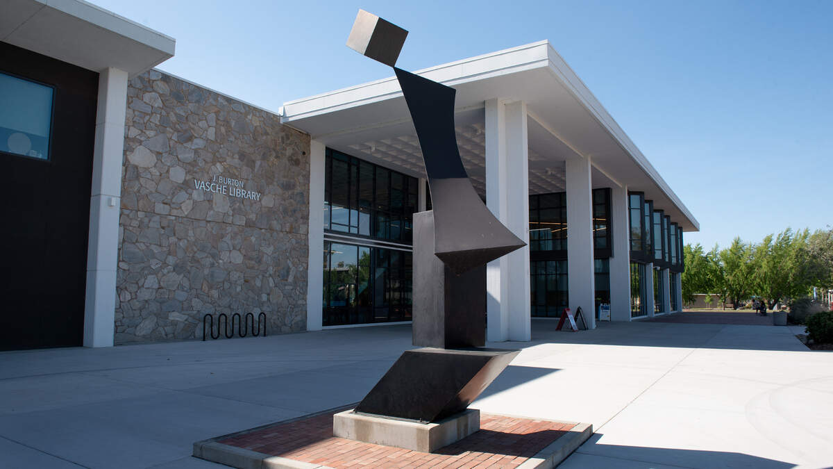Central Valley colleges have Hispanics designation | Modesto Bee