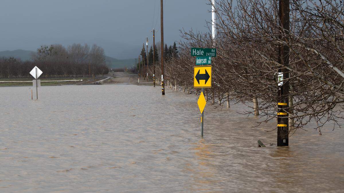 Anderson Road was underwater at Hale Road in Newman, Calif., Tuesday, Jan. 10, 2023.