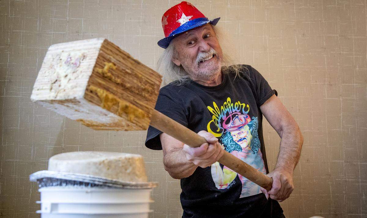 Gallagher will play the Turlock Community Theatre.