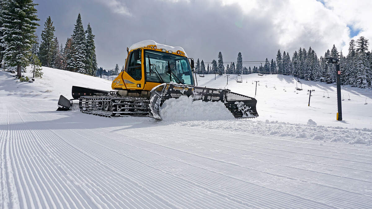 Dodge Ridge opens For The 2017/18 season on Saturday, Jan 27, 2018. 9” of new snowfall got the season underway on lower mountain lifts and terrain. Chairs 1, 2 and 6 along with the rope tow and the Magic Carpet conveyors in the Children’s Learning Area will be open accessing beginner to intermediate terrain.