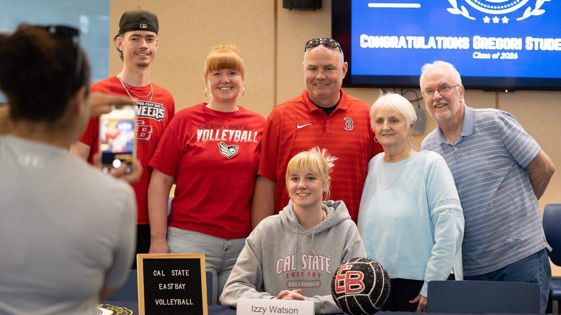Gregori’s annual signing day a success, honors over 20 who will continue careers