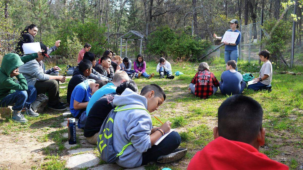 Naturalist Rae Parks leads a class at Foothill Horizons outdoor school near Sonora in March 2014.