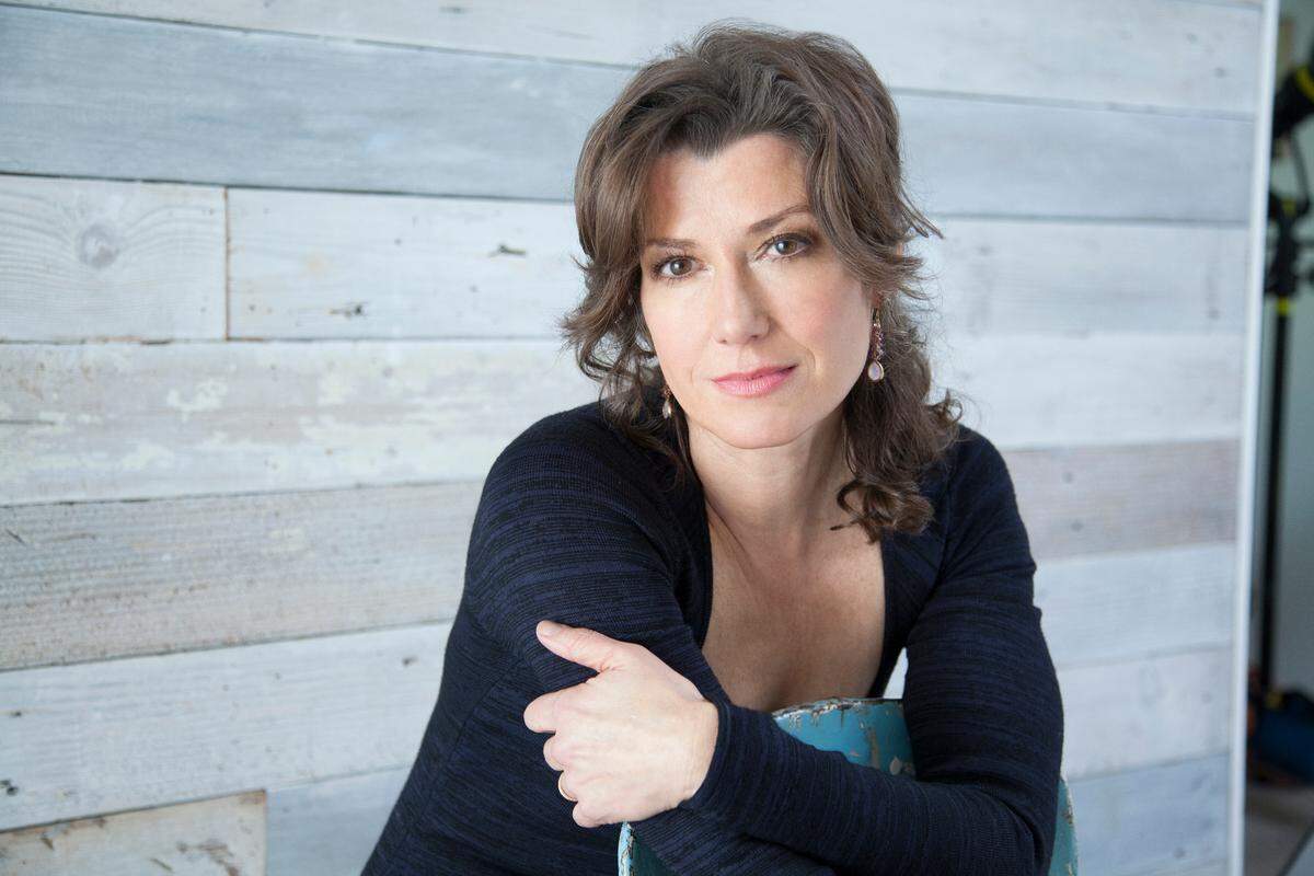 Amy Grant will be the inaugural performer at the new Fruit Yard Amphitheatre in Modesto.