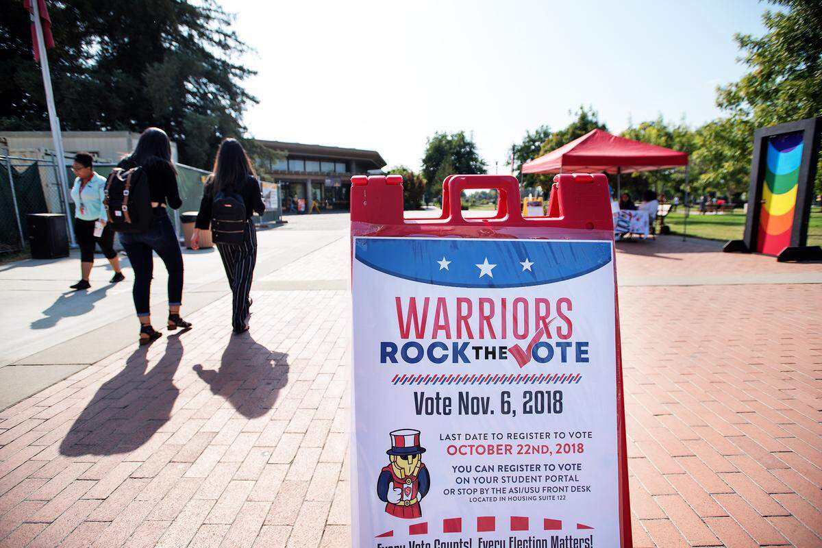 A sign notifies students at Stanislaus State of the Oct. 22 deadline to register to vote on Thursday in Turlock Oct. 11, 2018.