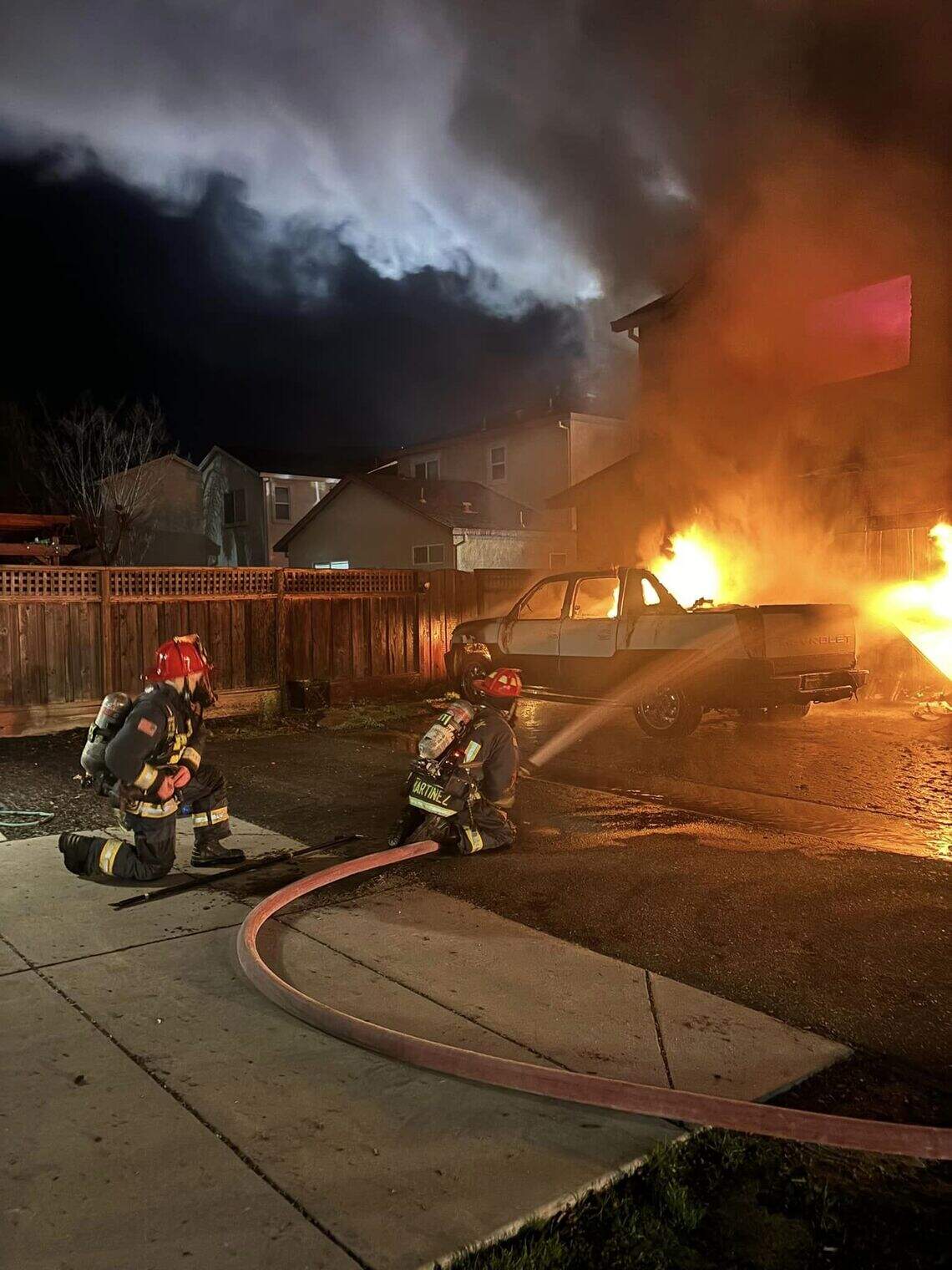 Residential fire in Turlock displaces five, injures one | Modesto Bee