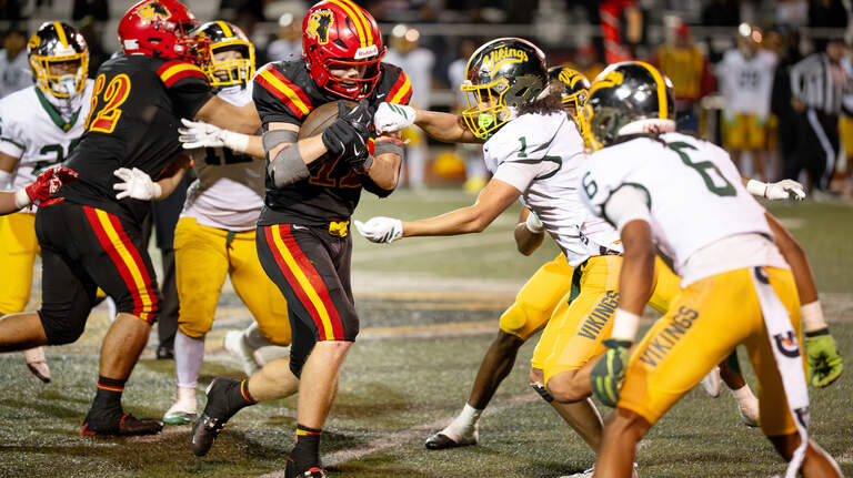 Photos: Oakdale headed to title game with win over Vanden