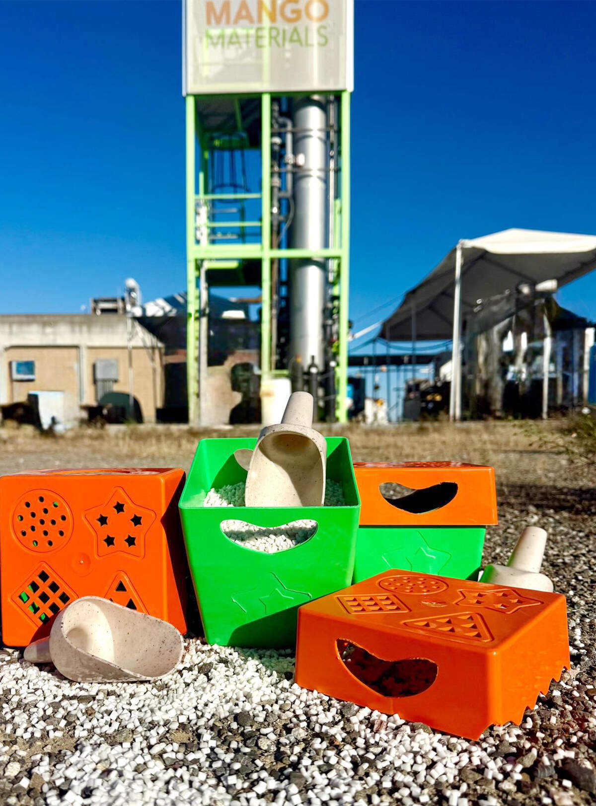Biomanufacturing company Mango Materials transforms methane emissions into biodegradable materials. The company recently launched an environmentally-friendly sandbox playset for young children.