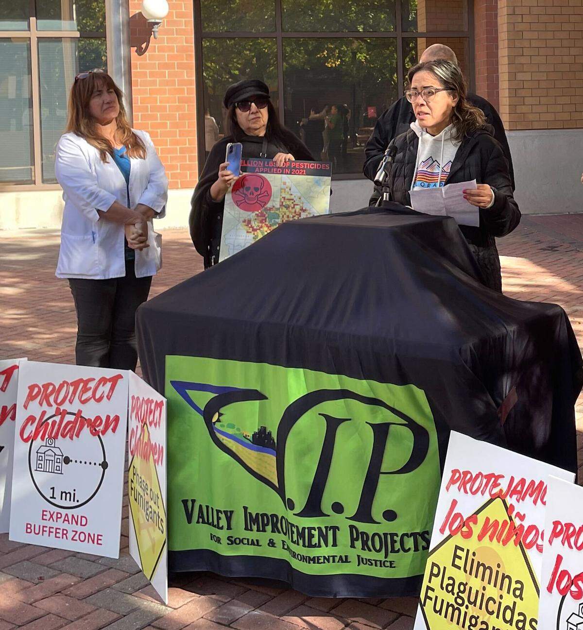 Aoly Vilchez, mother of a student at Gregori High School, which is among the top schools with the highest pesticide exposure in the county in the past few years, speaks at the press conference in Modesto, Tuesday, Nov. 18, 2025.