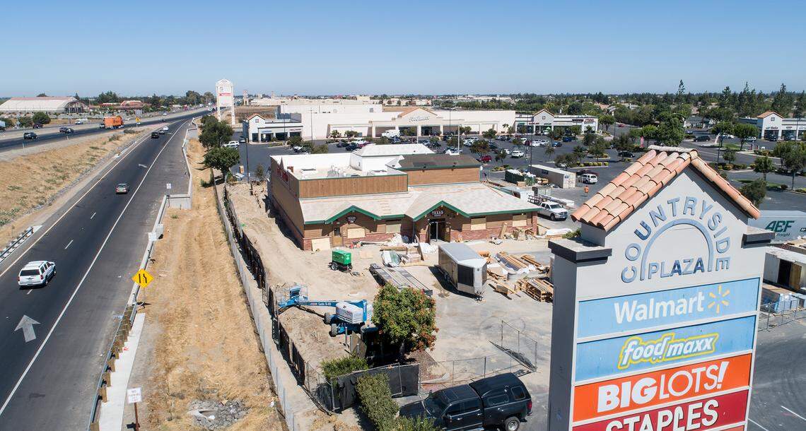 A new Texas Roadhouse restaurant on Countryside Drive will open in by mid-October 2022. Photographed in Turlock, Calif., on August 23, 2022.