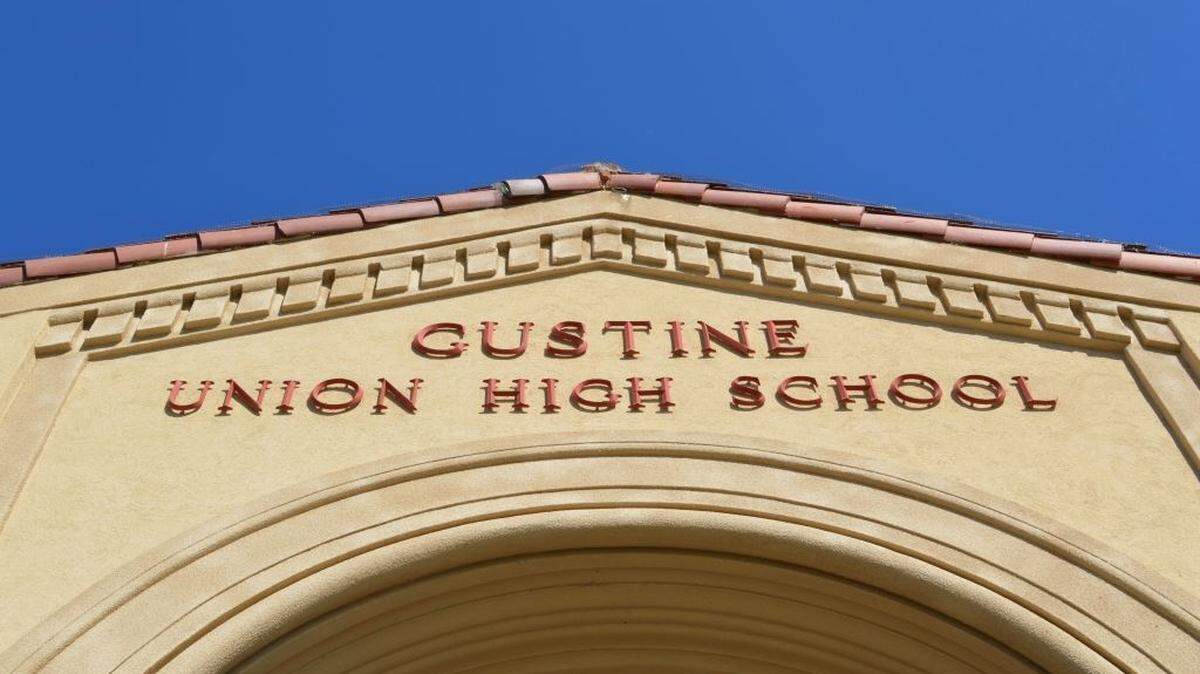 Signage on Gustine Union High School building