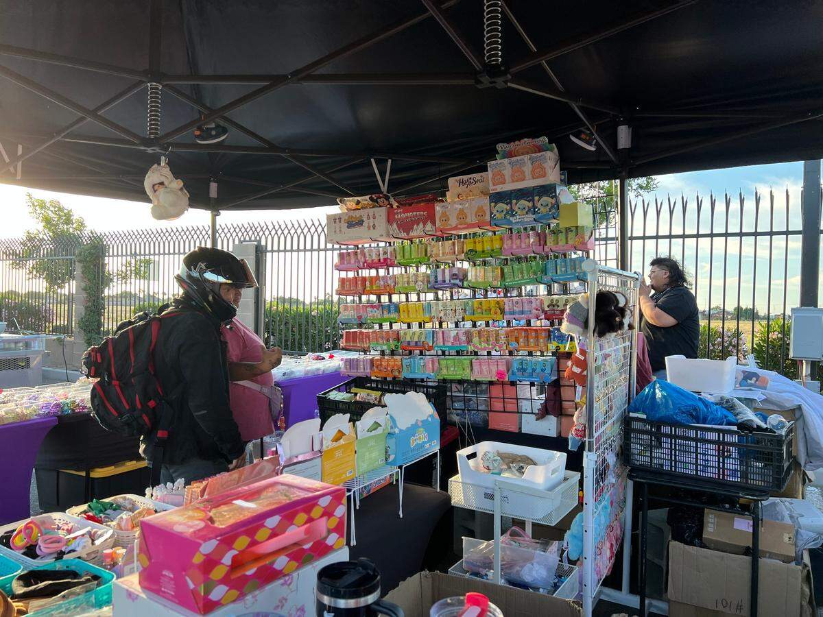 There was a little bit of everything at El Rematito, from hair accessories and handmade jewelry to custom-printed Stanley cups and children’s toys.