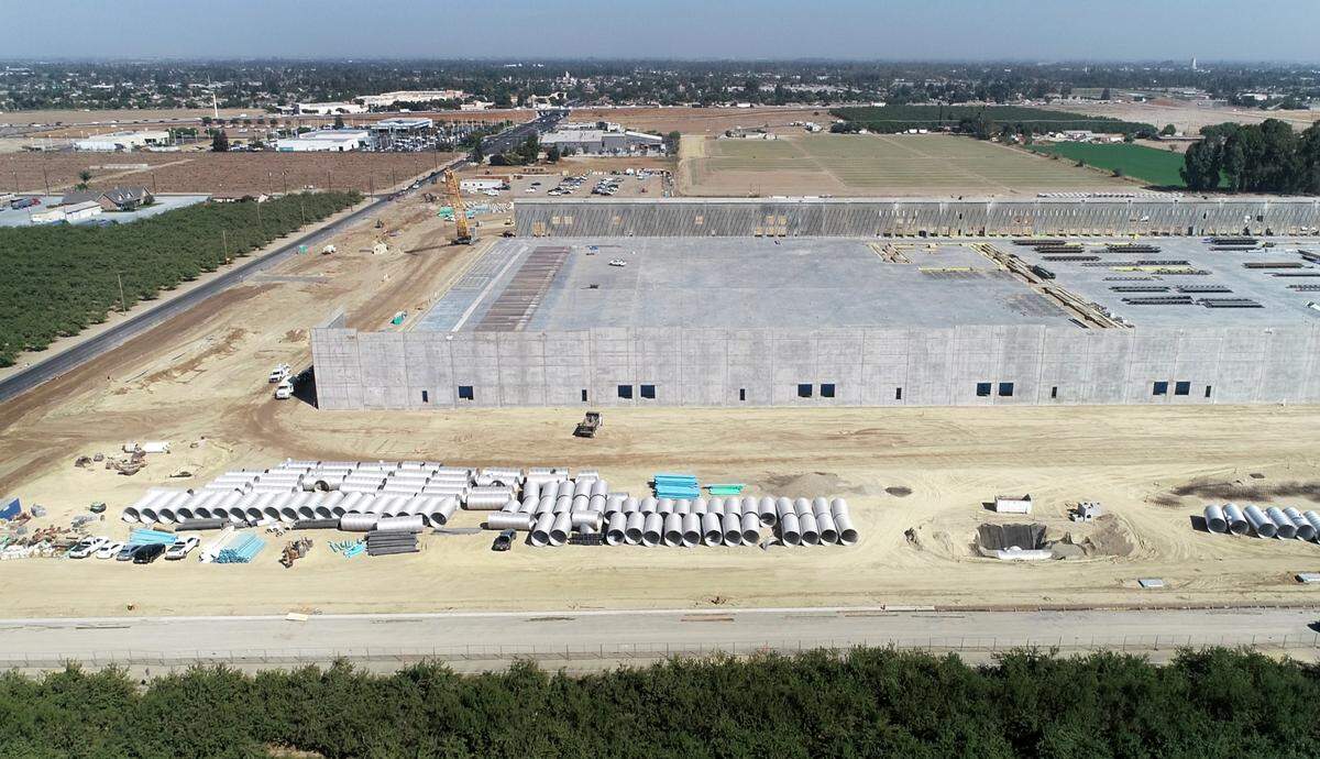 Amazon distribution center being built on Fulkerth Road in Turlock, Calif., on Thursday, Sept. 16, 2021.