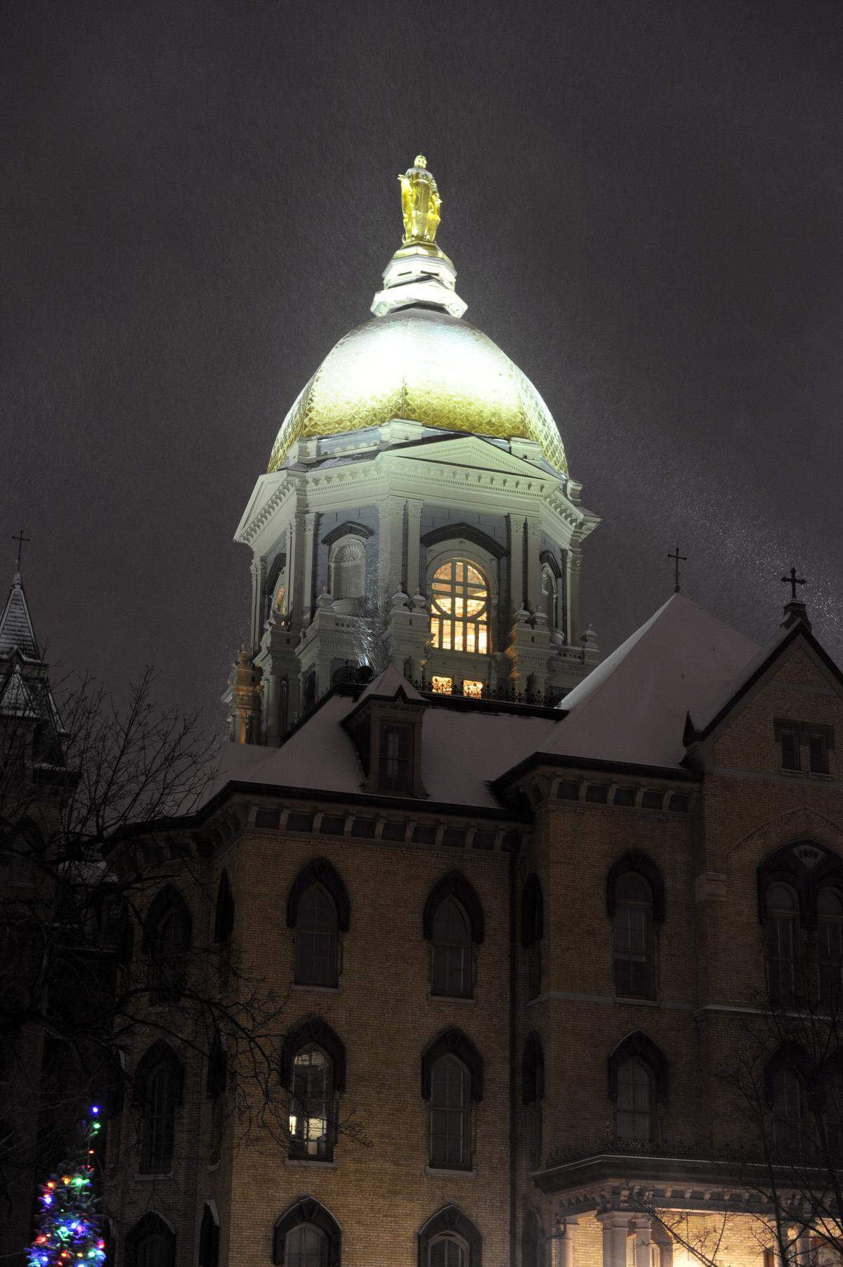 The Golden Dome on the campus of the University of Notre Dame Wednesday Dec. 26, 2012 in South Bend, Ind. Notre Dame and Alabama will play for the BCS National Championship Jan. 7, 2013. (AP Photo/Joe Raymond)