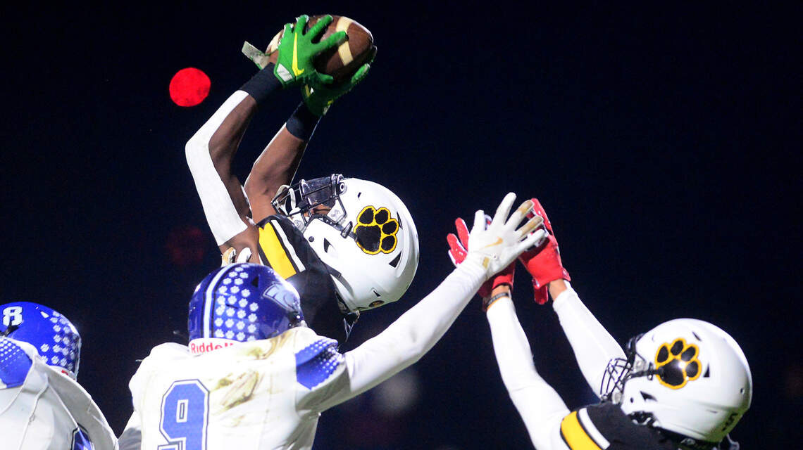 Hughson defeats El Dorado to advance to section semifinal against Union Mine
