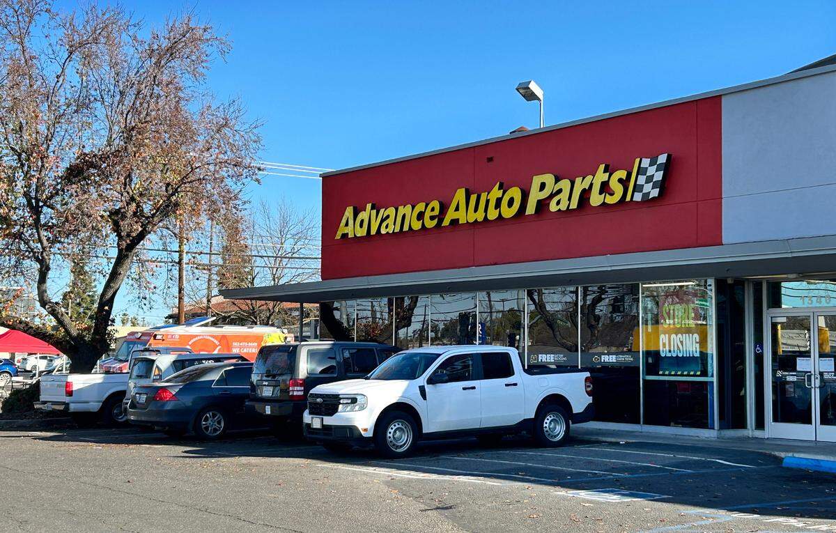 Advance Auto Parts on McHenry Avenue in Modesto, Tuesday Dec. 31, 2024.