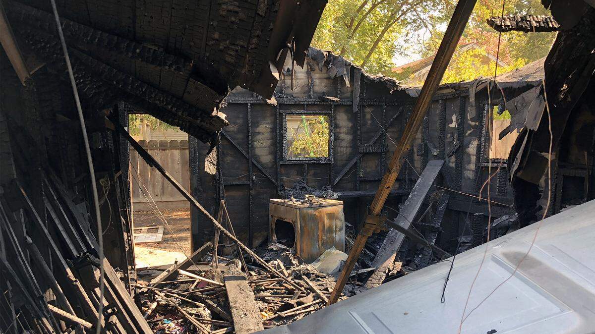 Firefighters responded to a structure fire in the 1500 block of G Street in downtown Modesto early Monday September 3, 2018. The cause remains under investigation.