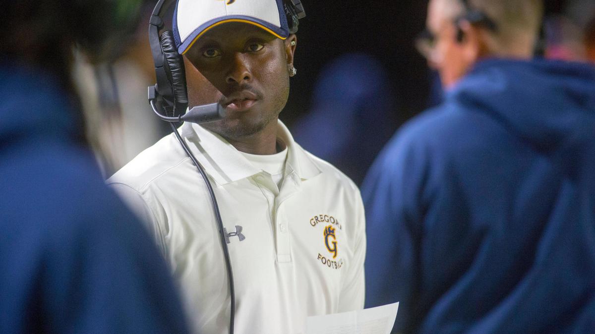 Gregori head coach Lamar Wallace during a game between Downey and Gregori at Downey High School in Modesto, CA on October 18, 2019.