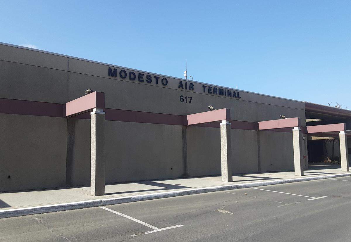The airport spans across approximately 470 acres along the Modesto and Ceres border near the Tuolumne River at 617 Airport Way in Modesto.