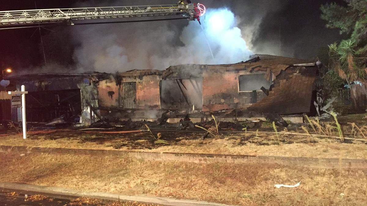 A house burned on Monday morning (10-30-2017) and again early Tuesday (10-31-2017) with the second fire (pictured above) destroying the home on High Street in Riverbank, California.